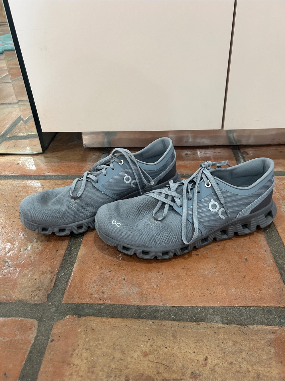 On Running Men’s Cloud Athletic Shoes - Light Gray - Picture 5 of 10